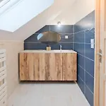 De L'egal Tatil Evi *